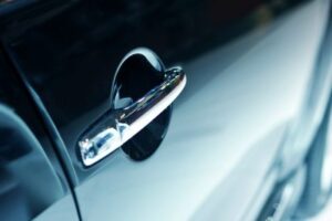 MOTORYZACJA I LAKIERNICTWO SAMOCHODOWE